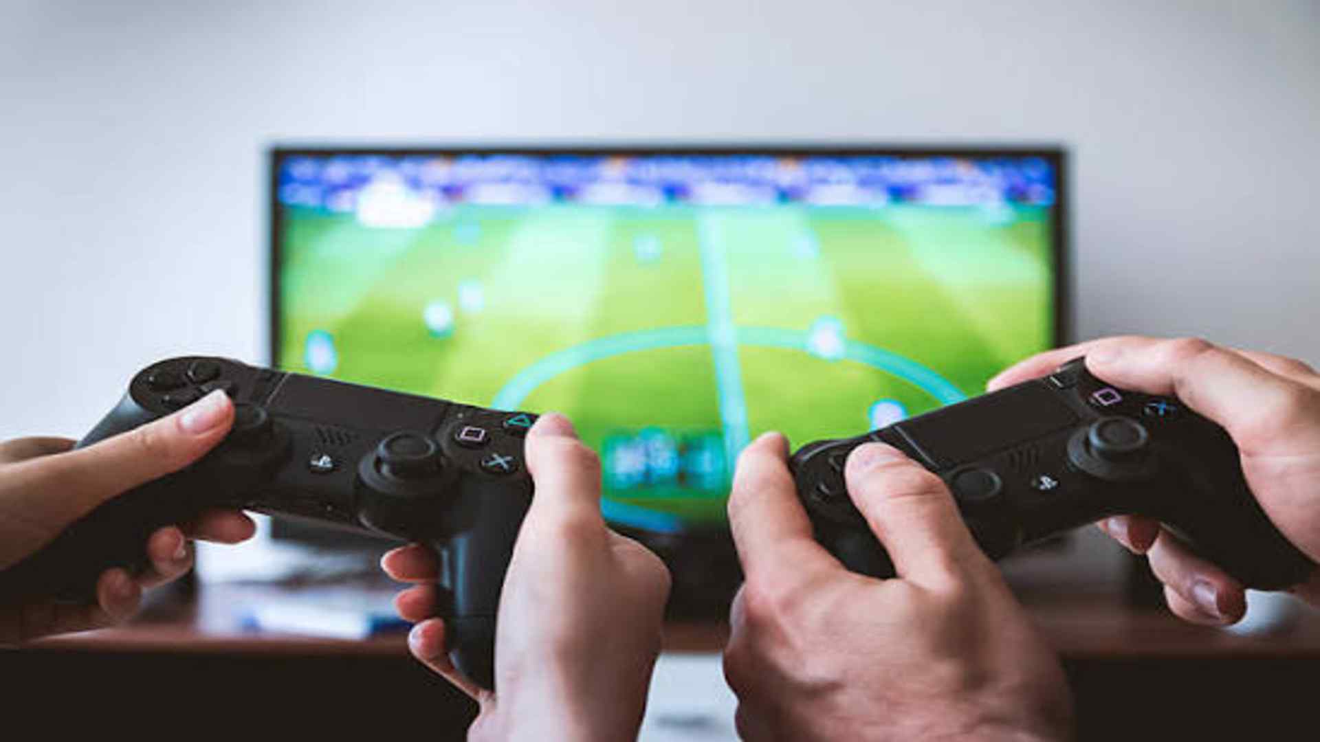 Smart Competitive Methods for Baccarat Tournaments